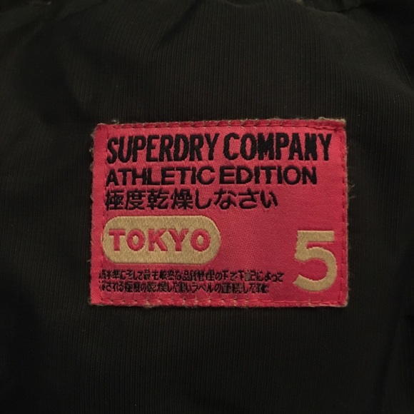 No sleeve jacket size M SUPERDRY - Picture 2 of 3